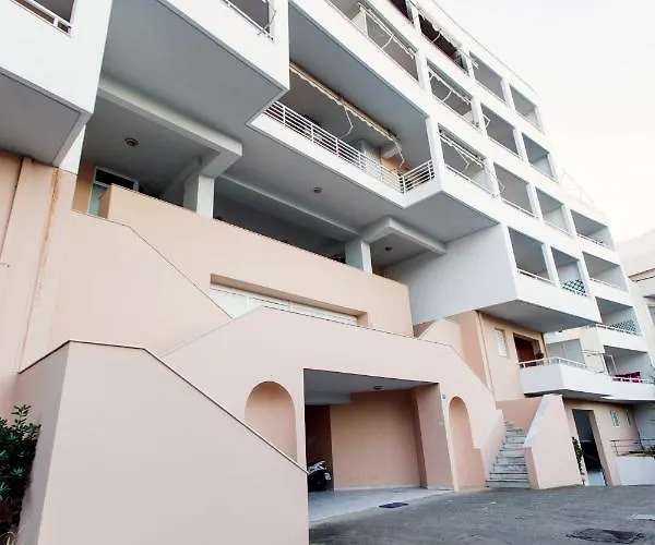 Xenia's Ретимно